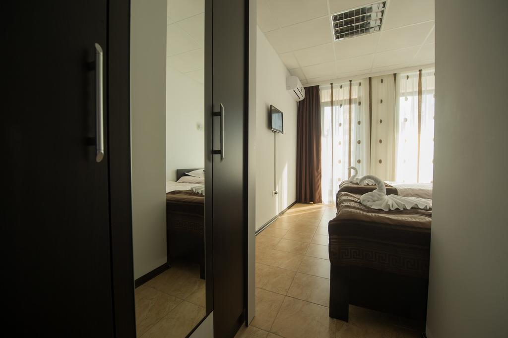 מאמאיה Hotel Solea Beach מראה חיצוני תמונה